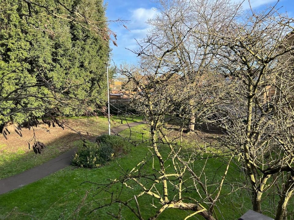 Fun 7 holidays entire flat Apartment in South Cambridgeshire District
