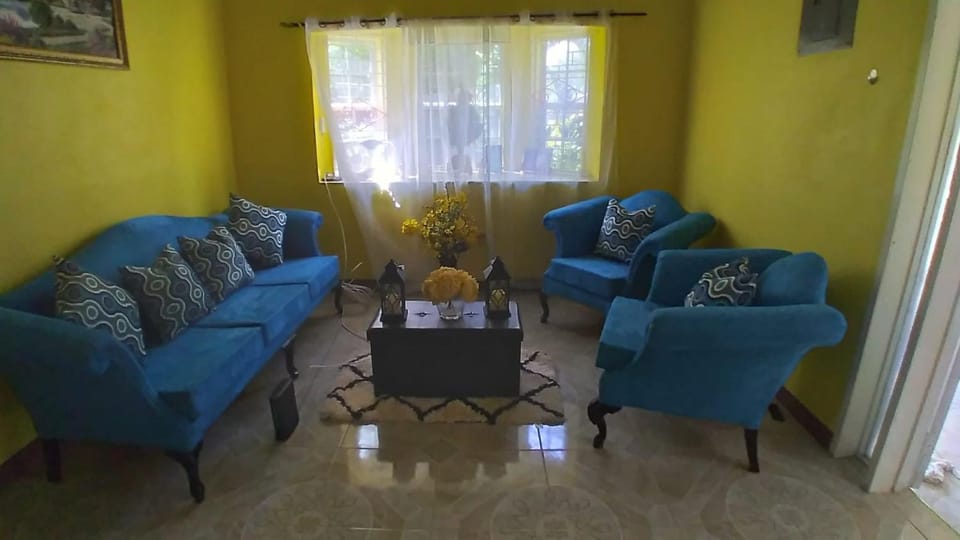 Living room, Decorative detail