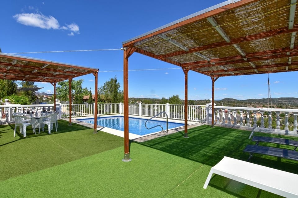 Exclusive Villa in Catadau: Pool & Private Gardens House in Valencian Community