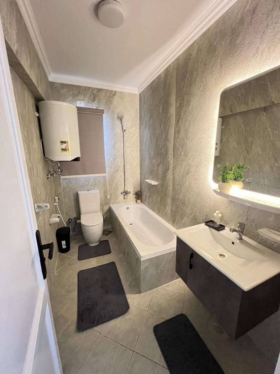 Chill Vibes 3 BR Apartment in Rehab City Apartment in New Cairo City