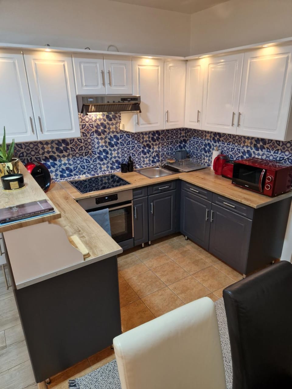 Coffee/tea facilities, Kitchen or kitchenette