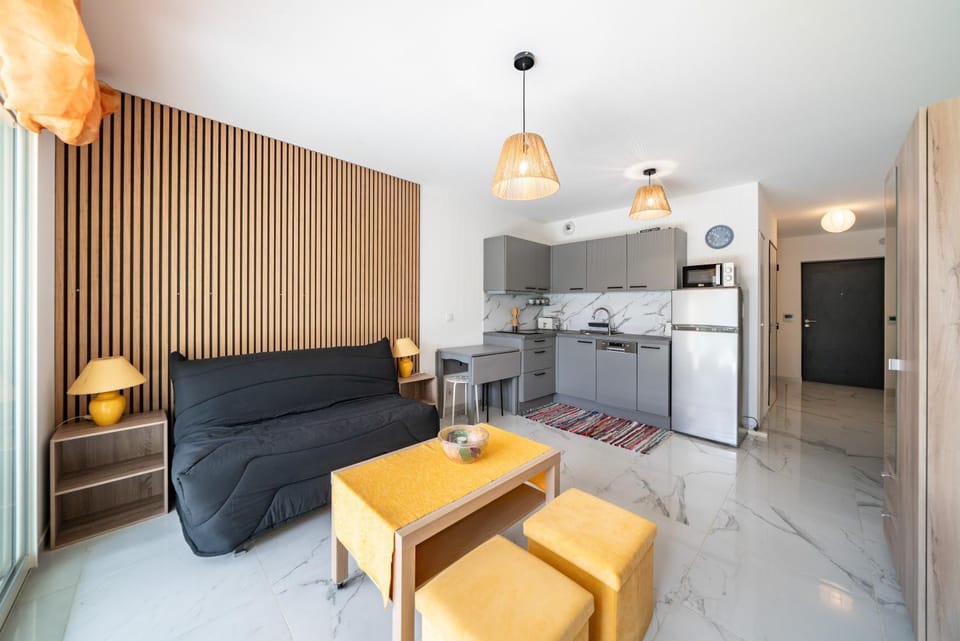 Kitchen or kitchenette, Living room, Seating area, dishwasher, stove