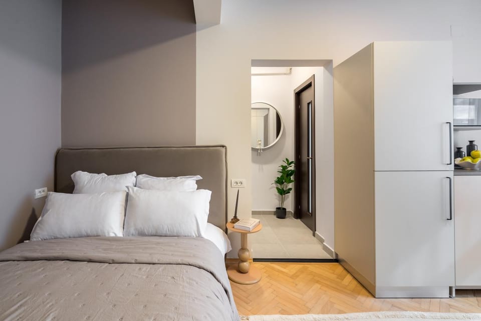 Bed, Photo of the whole room