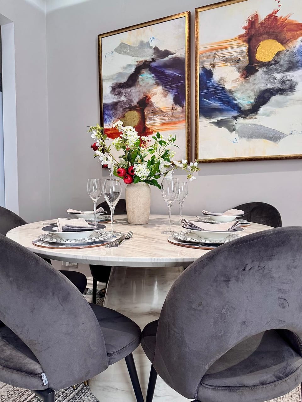 Spacious 2BR Chelsea Apartment Near Sloane Square-Sleeps 6 Apartment in City of Westminster