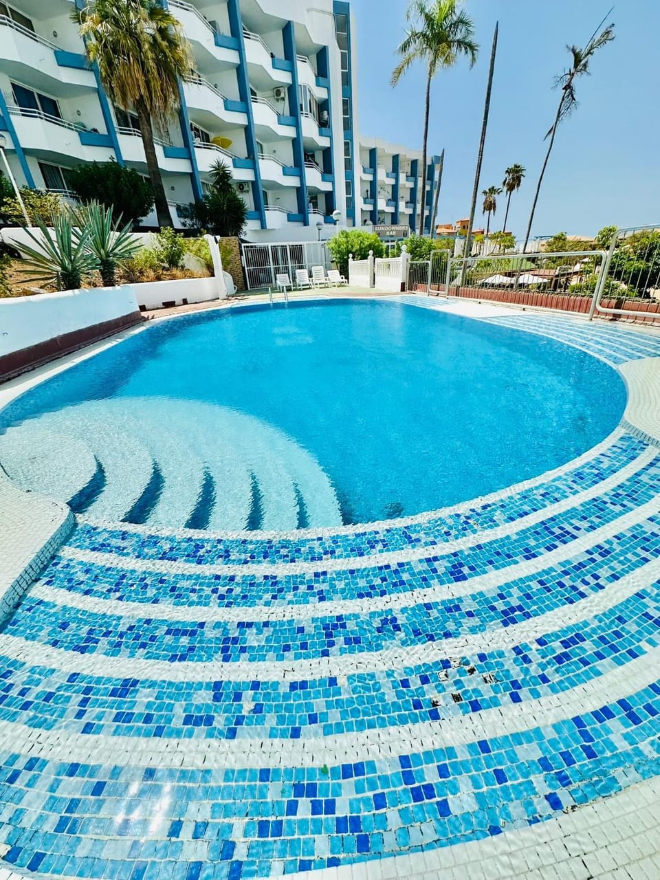 Love Family Apartman Apartment in Abona