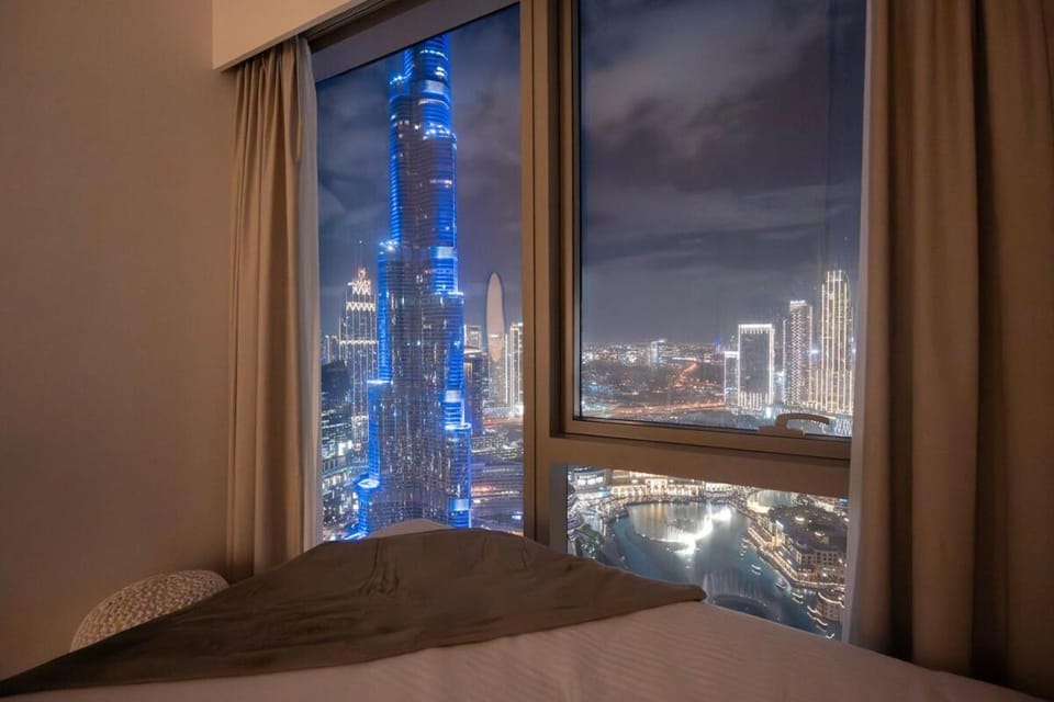 Venetian - Refined 2BR at Grande Tower, Burj & Fountain views Apartment in Dubai