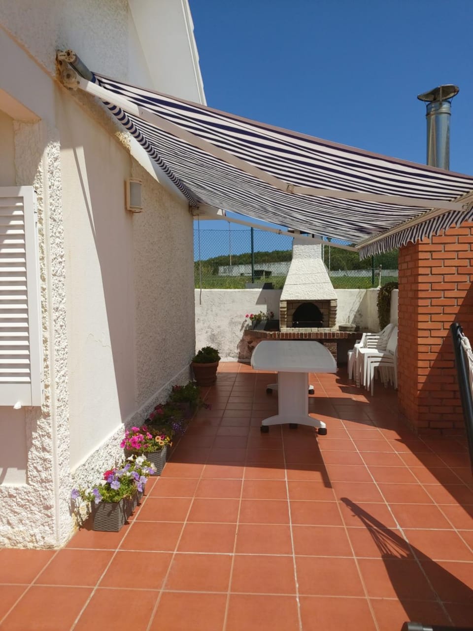 BBQ facilities, Balcony/Terrace, Dining area