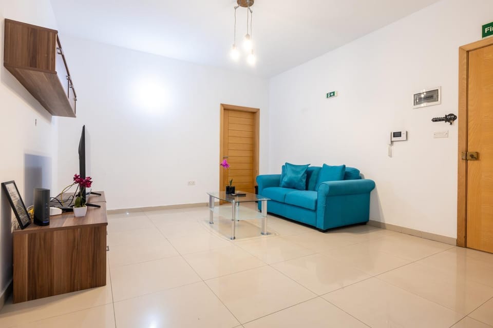 Vista 86 - Sea Blue Mist - Central Apartment 6 Apartment in Sliema