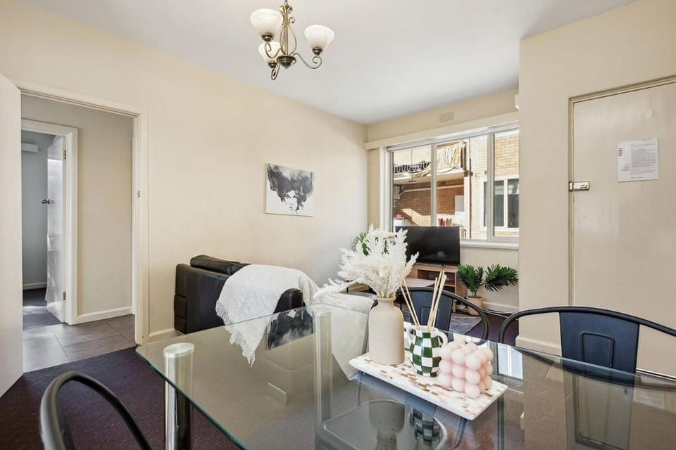 Domi Rentals - The Carlisle Street Apartments Apartment in Melbourne