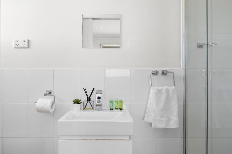 Domi Rentals - The Margaret Home House in City of Monash