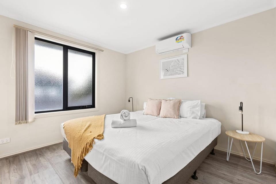 Domi Rentals - The Stockdale Home House in City of Monash