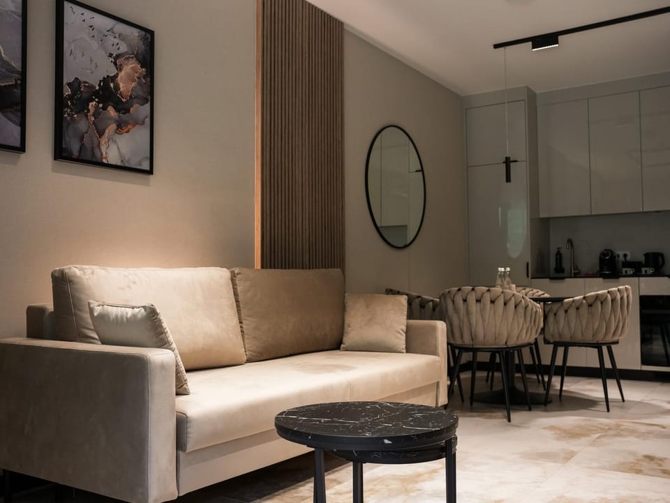 Kitchen or kitchenette, Living room, Photo of the whole room, Seating area, Dining area