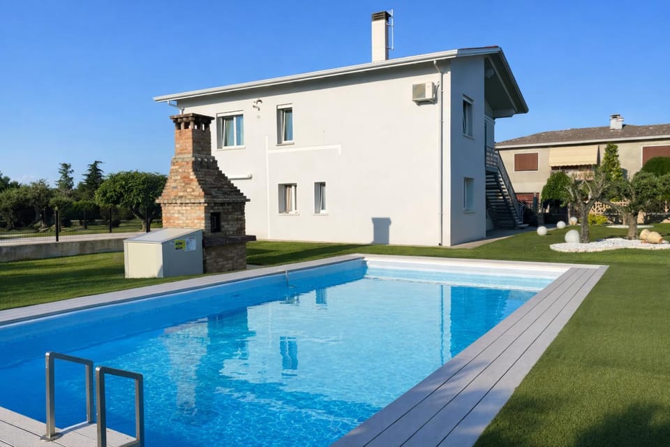 Pool view, Swimming pool