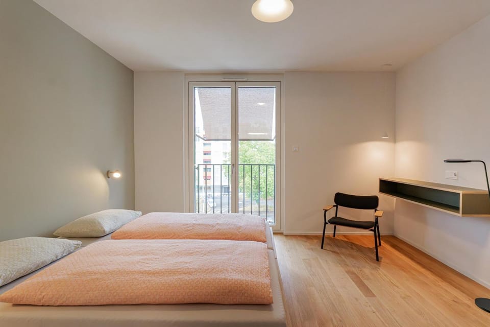 Photo of the whole room, Bedroom