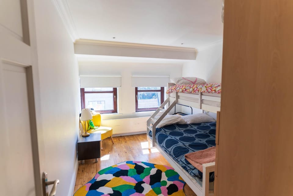 Hidden Gem Townhouse - Cahersiveen House in County Kerry