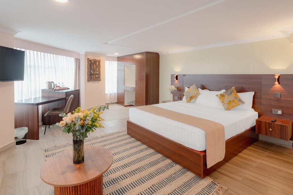 Communal lounge/ TV room, Bed, TV and multimedia, Photo of the whole room, Evening entertainment, Bedroom, hair dresser