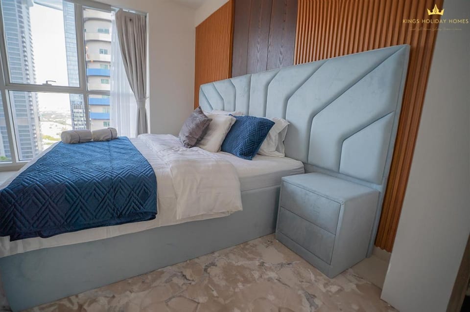 Dunya Tower Royal suites House in Dubai