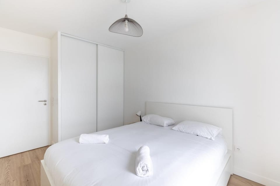 GuestReady - Architect-Designed Retreat near Paris Apartment in Aubervilliers