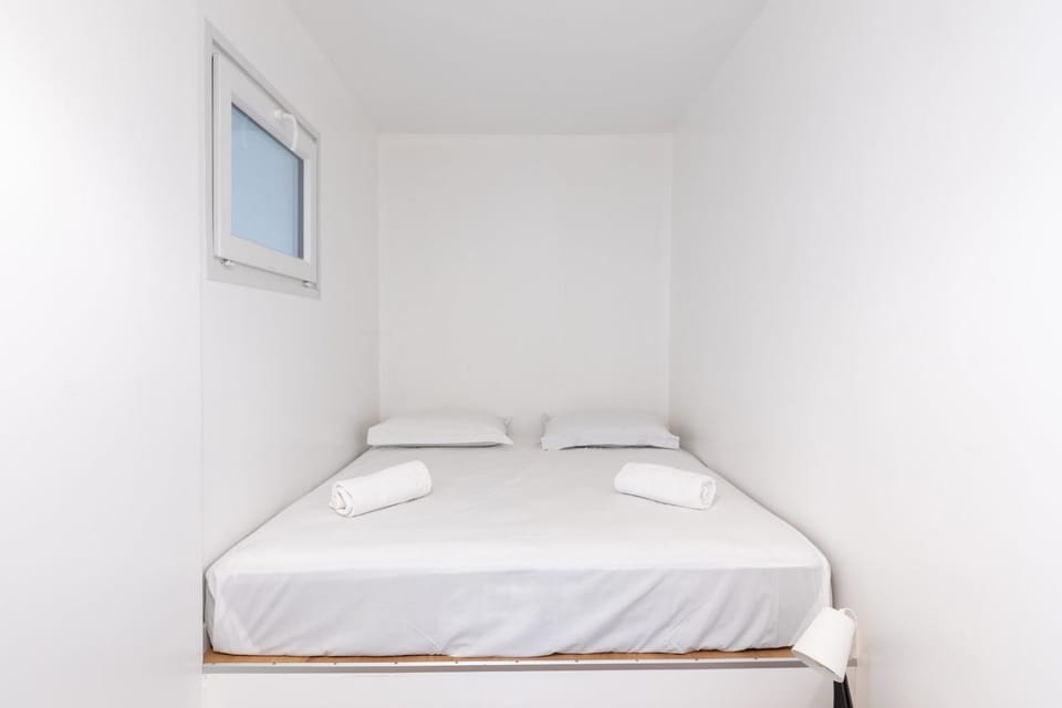 GuestReady - Architect-Designed Retreat near Paris Apartment in Aubervilliers