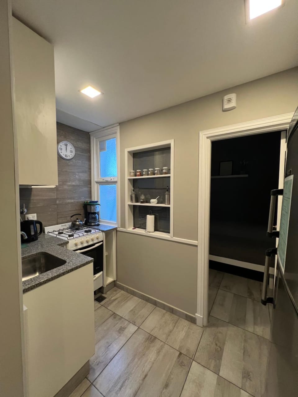 Kitchen or kitchenette, oven