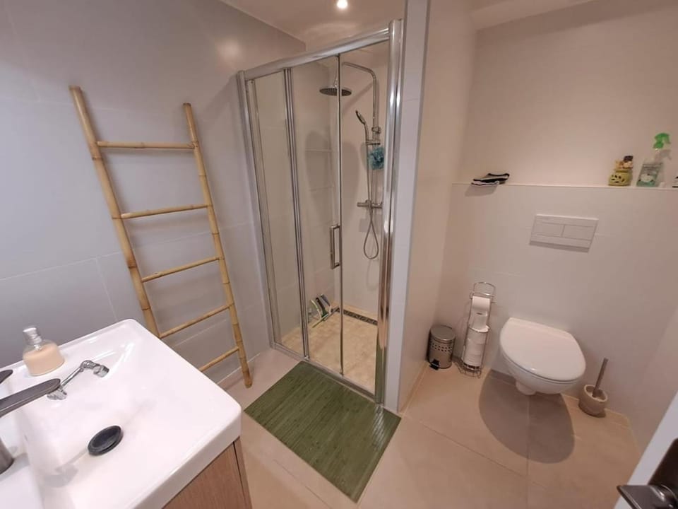 Appartement spacieux & vue imprenable Apartment in French Riviera
