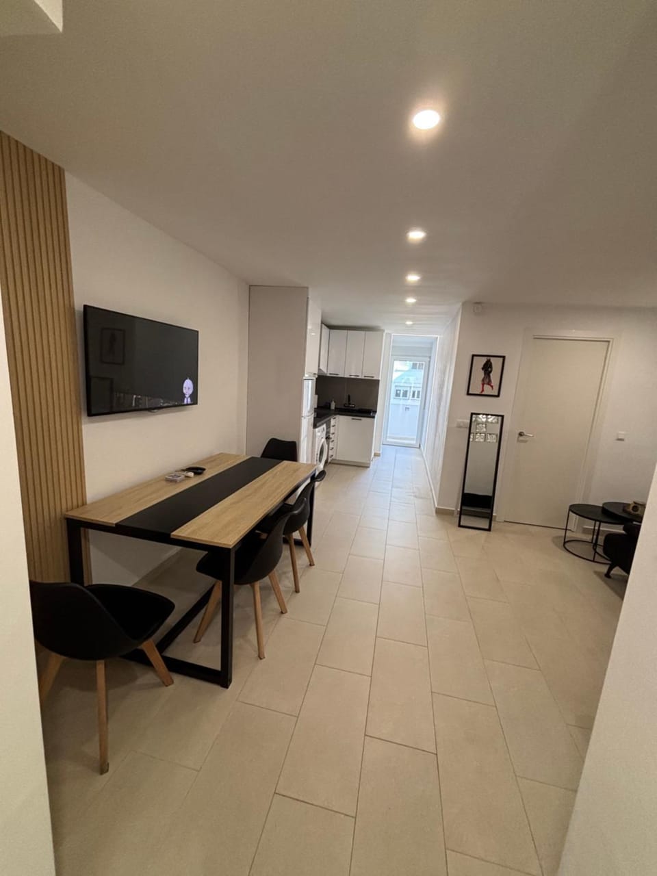 Kitchen or kitchenette, Living room