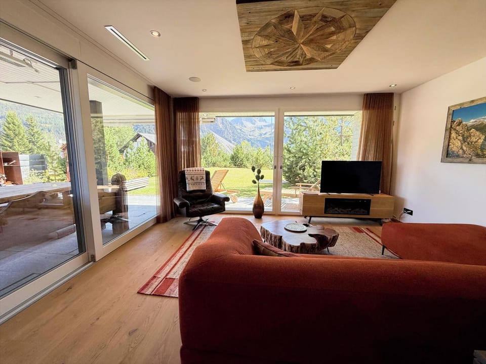 Balcony/Terrace, Balcony/Terrace, Living room