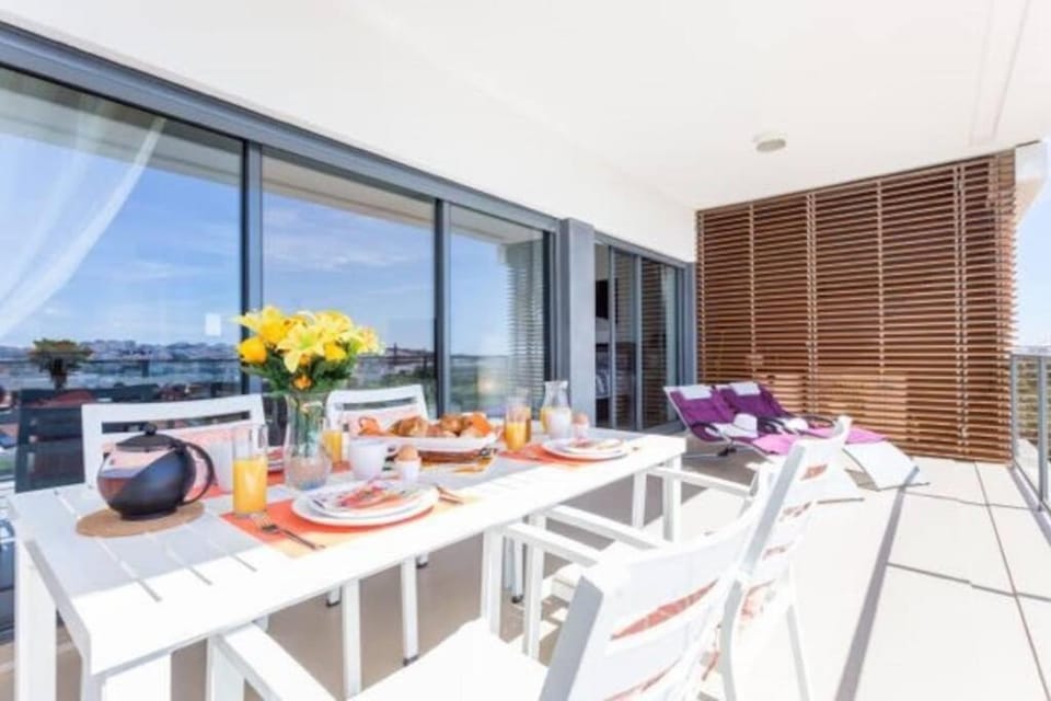 Stunning View Apartment - Two Bedrooms in Lagos Apartment in Lagos