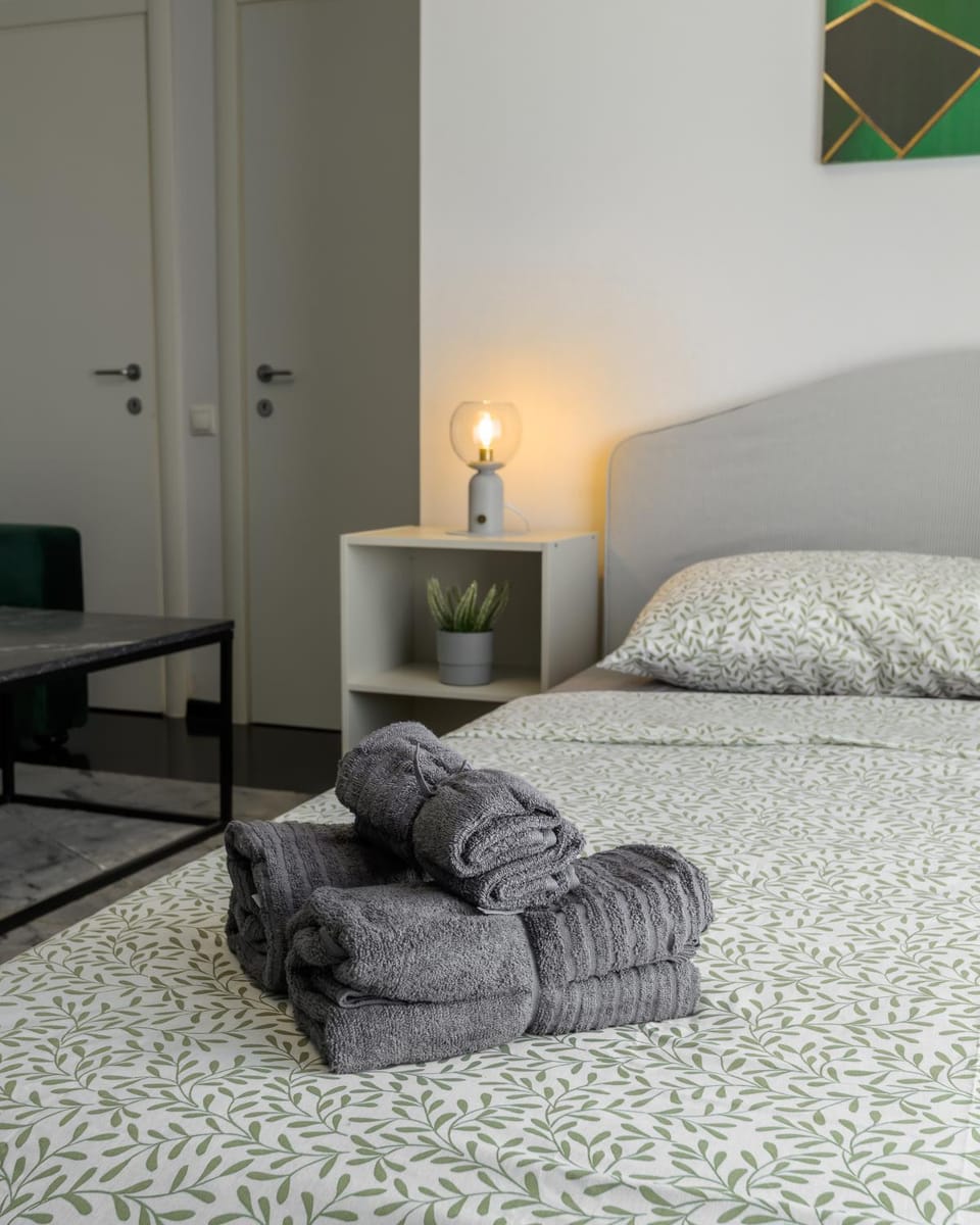 Walter Residence with Self Check-in Apartment in Bucharest