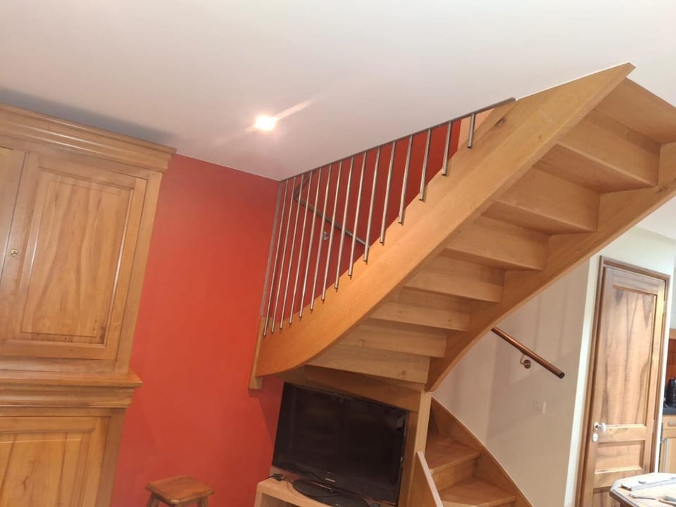AU CLOS DES VESSETTEs House in Auvergne-Rhône-Alpes