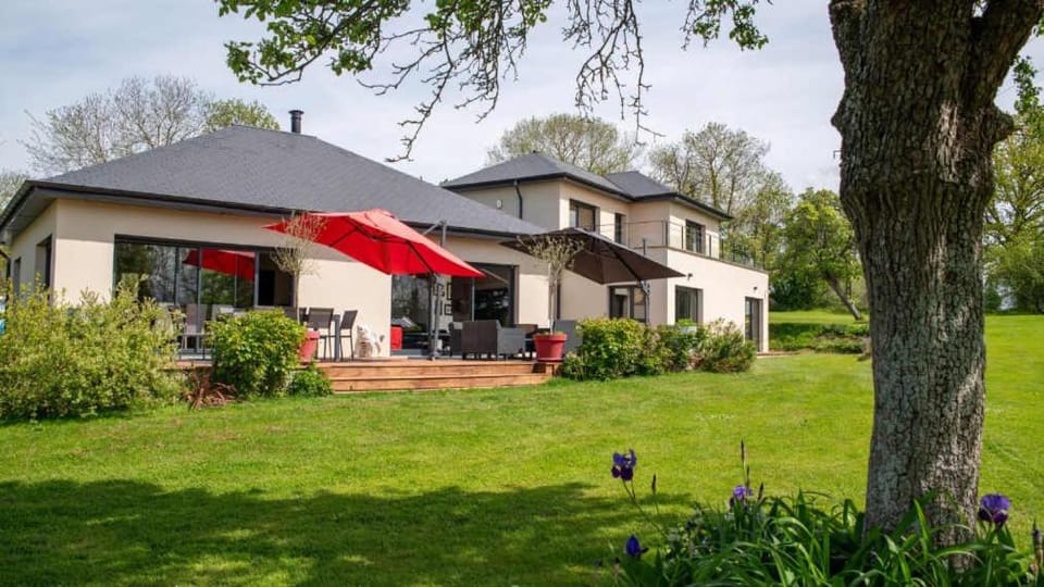 Patio, Natural landscape, Garden, Garden view