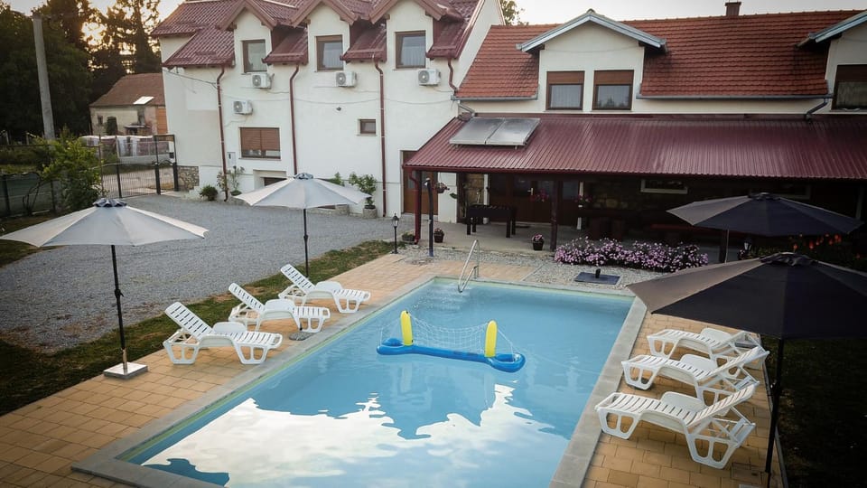 Swimming pool