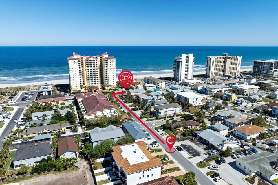 Property building, Neighbourhood, Bird's eye view, Beach, Sea view
