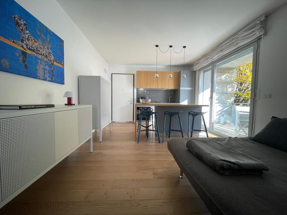 Kitchen or kitchenette, Living room, Dining area