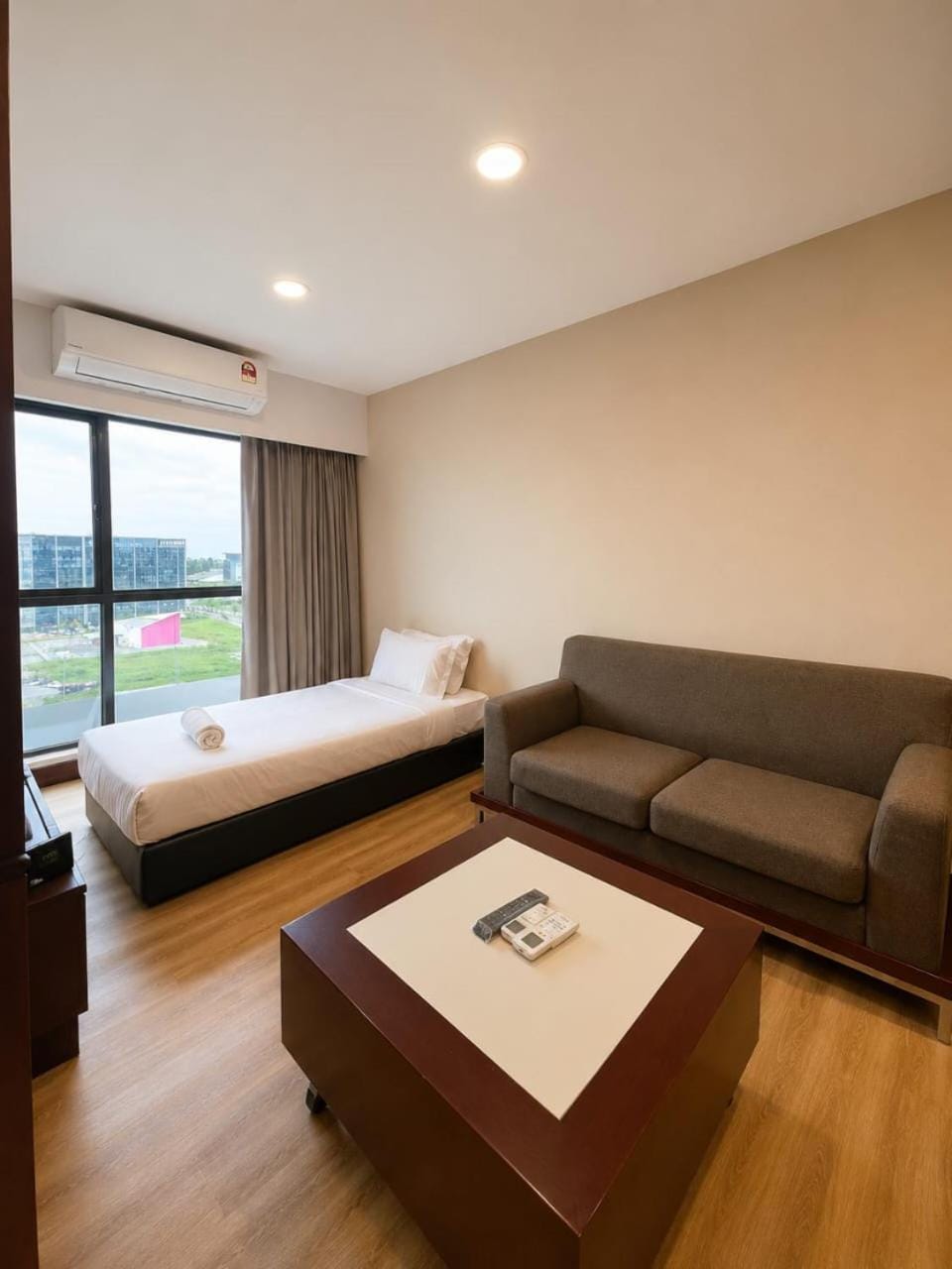 Kota Kinabalu City Centre Ming SCSP Suites KingBed Studio InFront of Imago 沙巴亚庇市中心双人大床套房 Apartment in Kota Kinabalu
