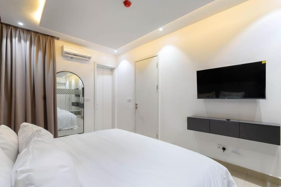 Luxury 2 bedroom with water view phase 1 Apartment in Lagos, Nigeria