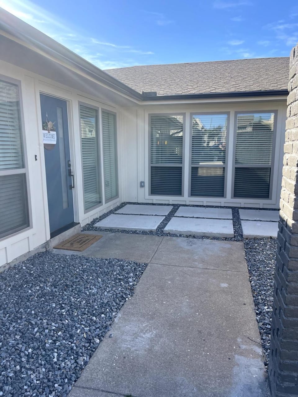 Blue Blissful Retreat 3B 2B KING House in Richardson