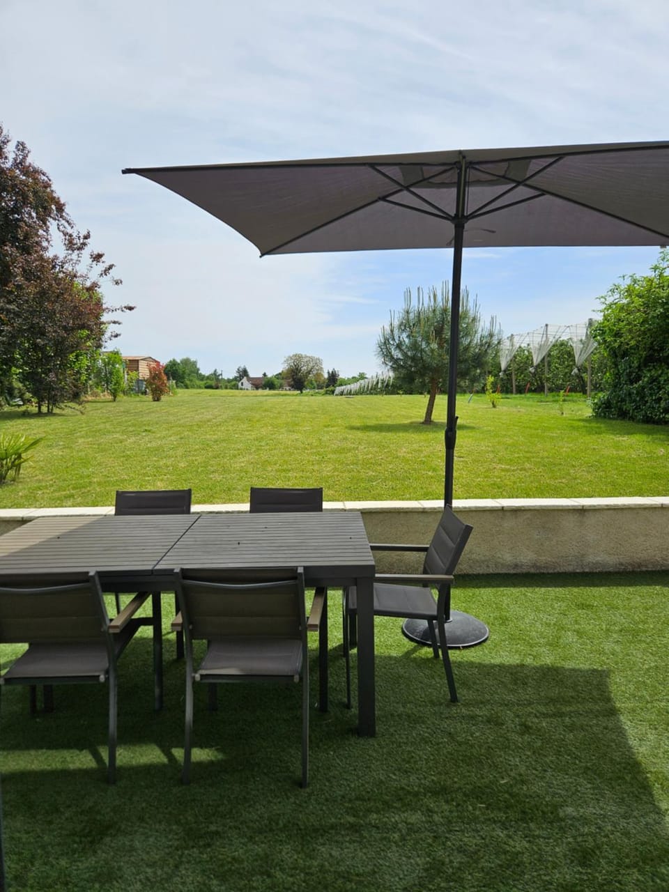 Le Nid Suspendu House in Pays de la Loire
