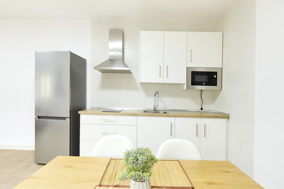 Kitchen or kitchenette, Living room