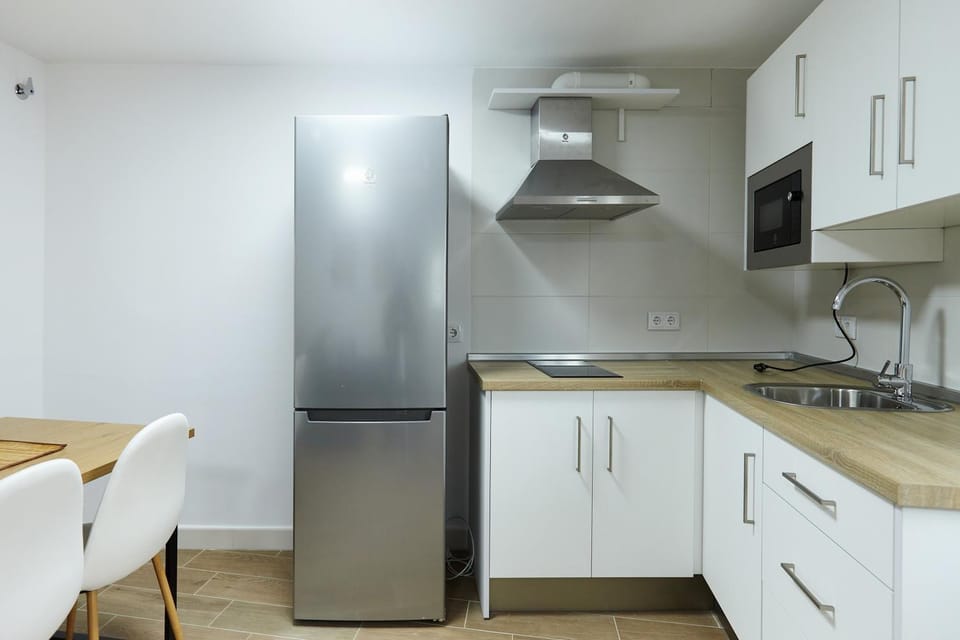 Kitchen or kitchenette, Living room