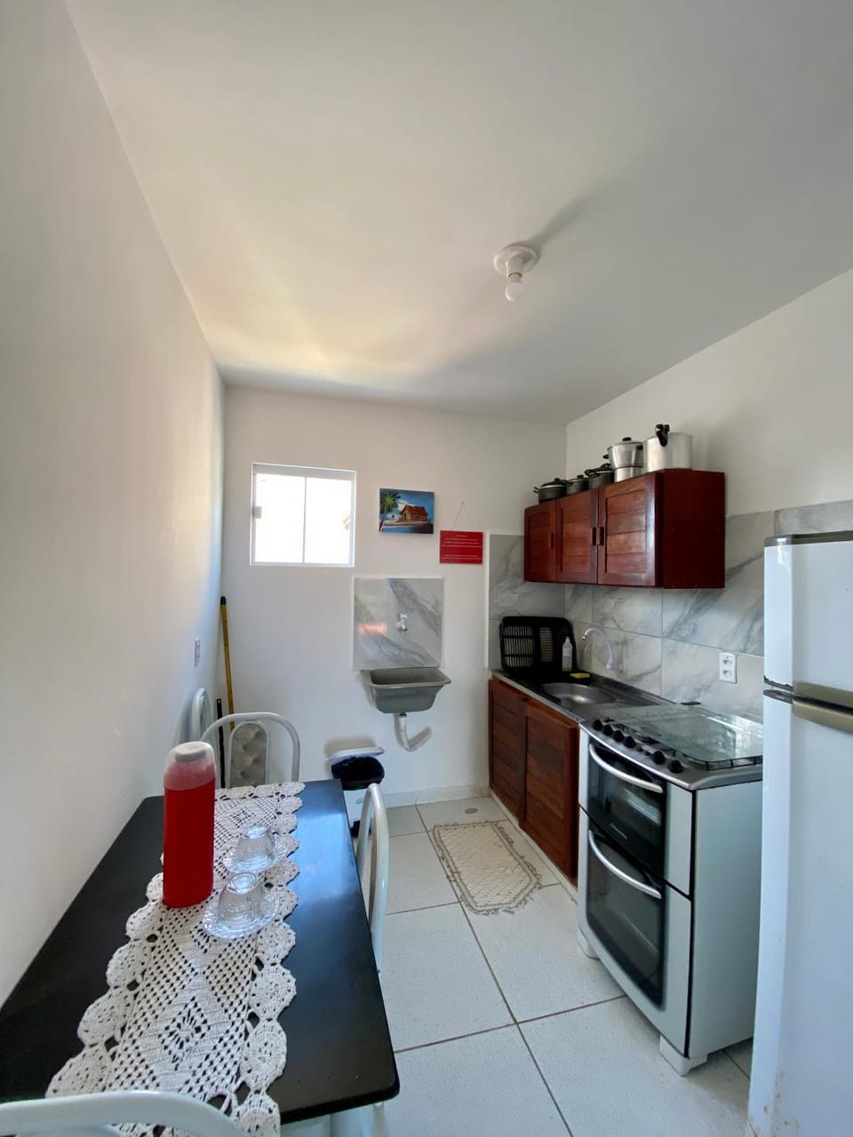 Kitchen or kitchenette, oven