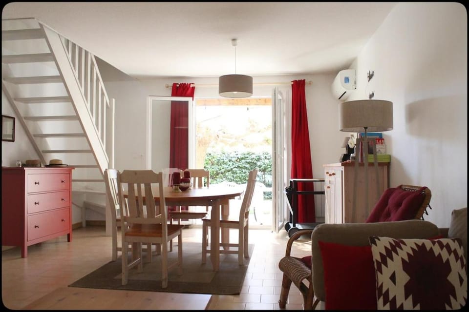 Maison Climatisée - 6 pers - 3 chambres House in Sanary-sur-Mer