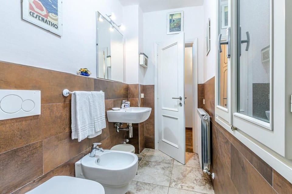 Toilet, Bathroom, bidet