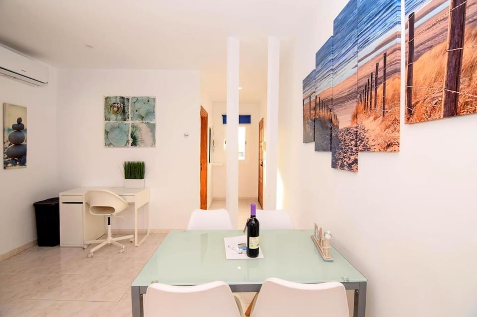 SES TAPERERES A -Apartament a 50 metres de la platja Apartment in Colònia de Sant Pere