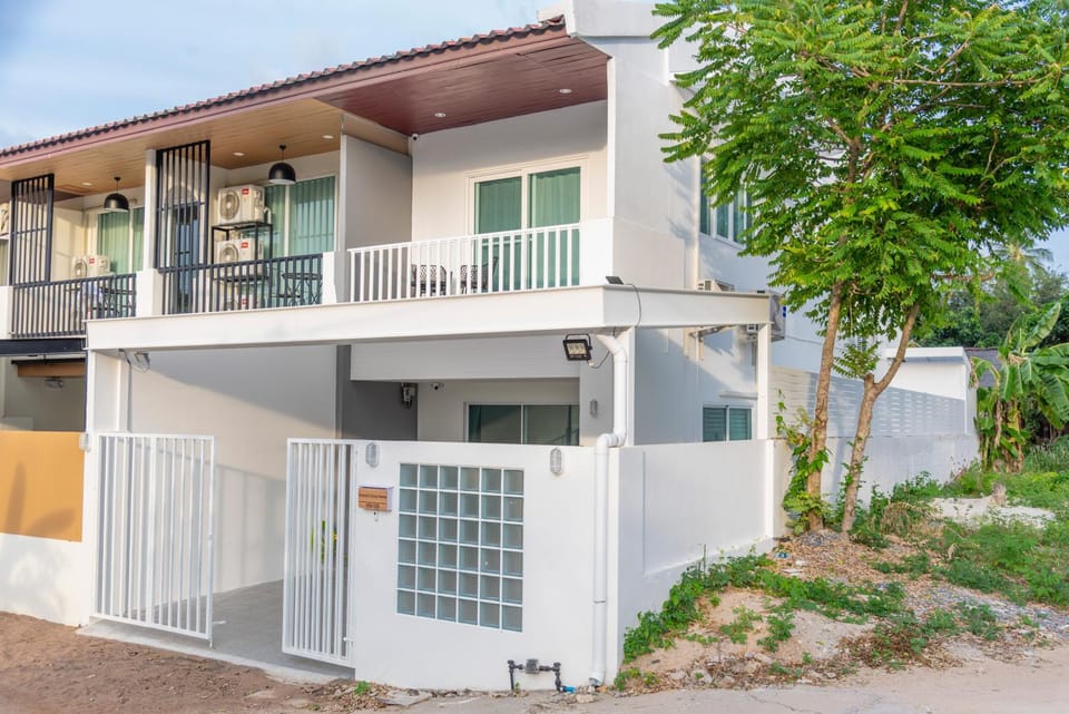 Sunny's Cozy Home House in Ko Samui