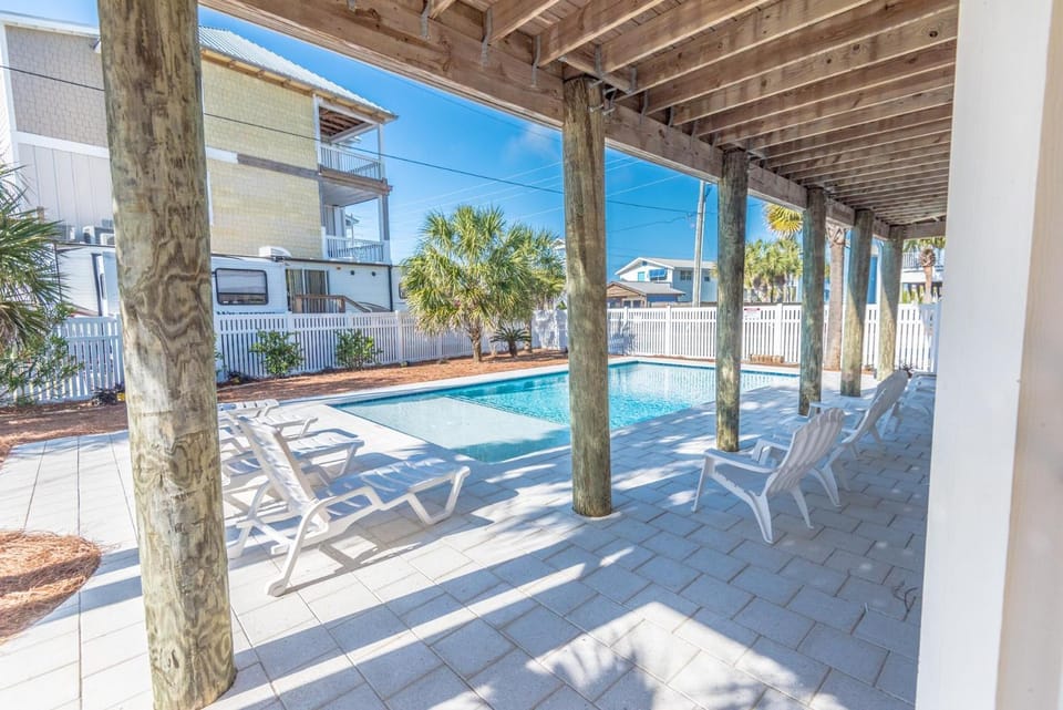 Aquaviva House in South Walton County