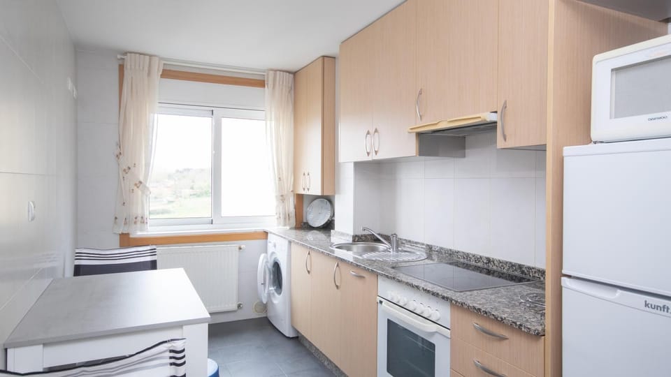 AG Piso Xazmíns Carballo Apartment in Bergantiños