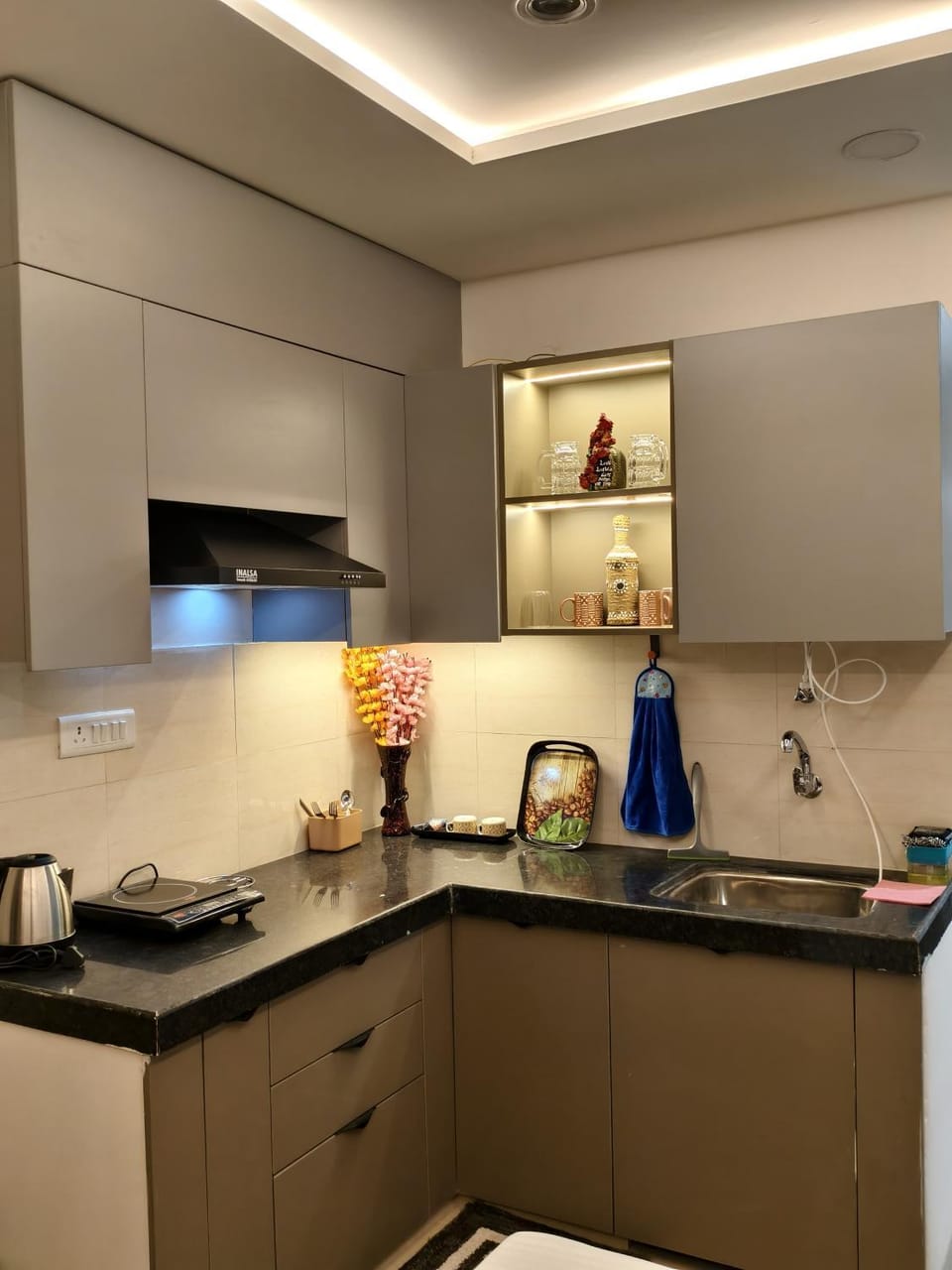 Kitchen or kitchenette, minibar, kitchen, kitchen
