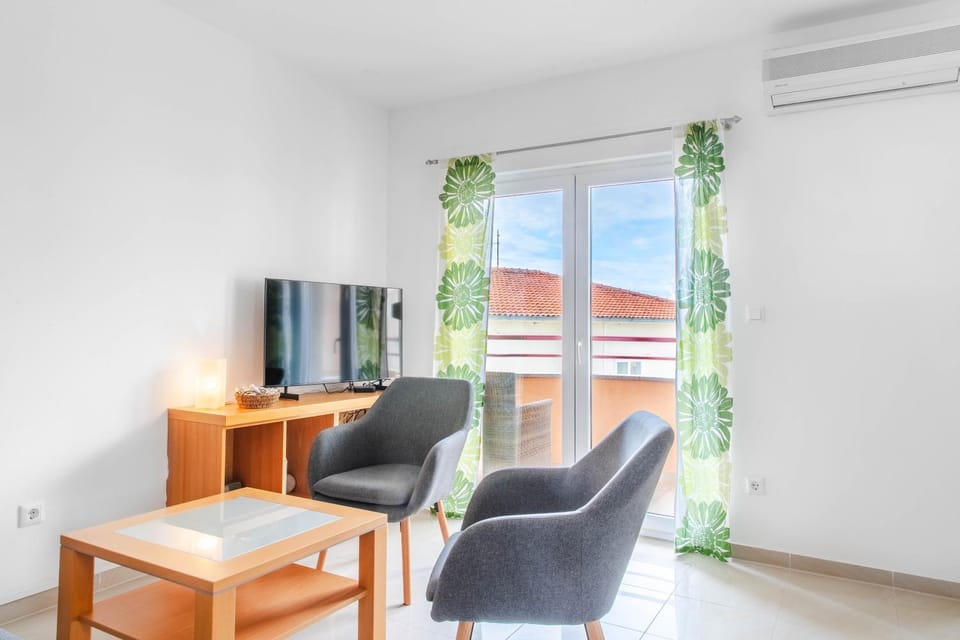 BrightFlat Makarska Apartment in Makarska
