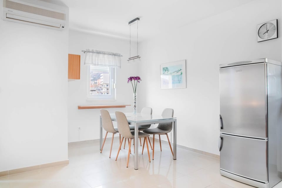 BrightFlat Makarska Apartment in Makarska